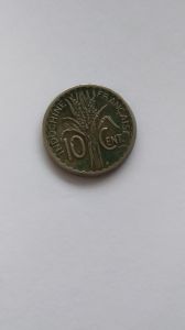Французский Индокитай 10 центов 1942