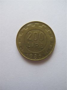 Монета Италия 200 лир 1980